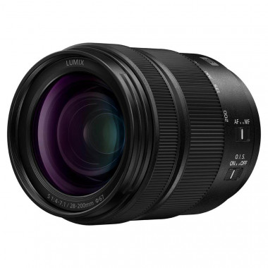 Panasonic Lumix S 28-200mm f/4-7.1 Macro OIS Zoom Lens